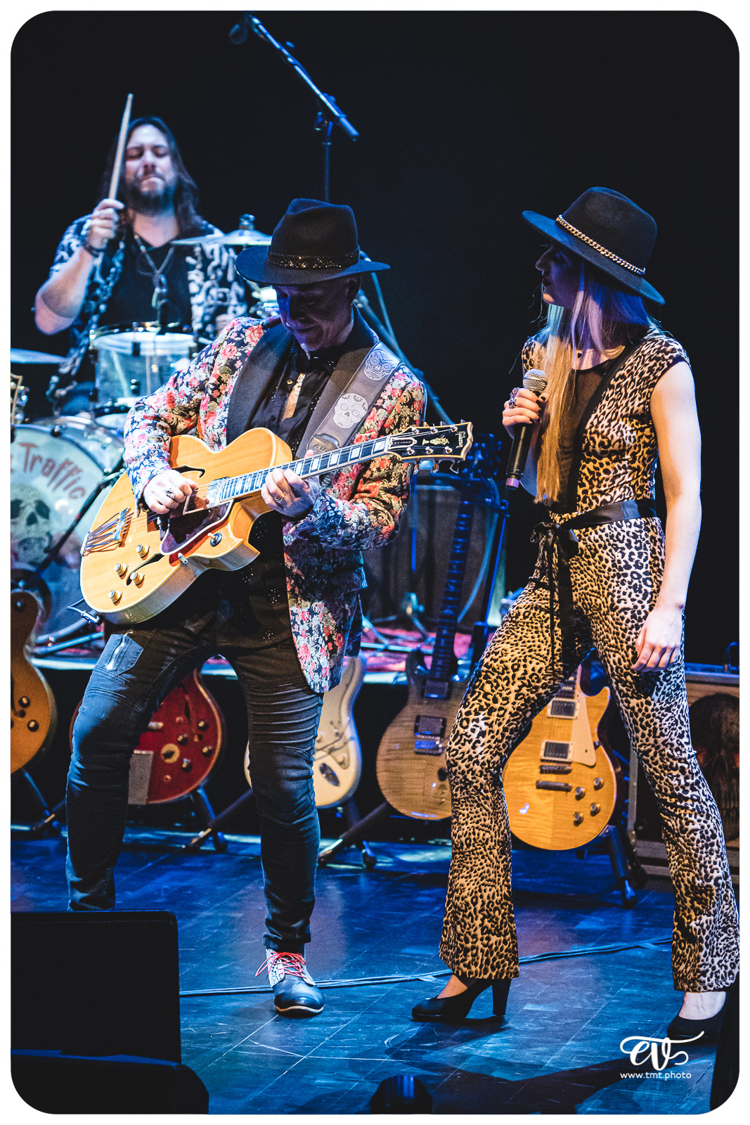 L'HISTOIRE DU ROCK EN 13 GUITARES